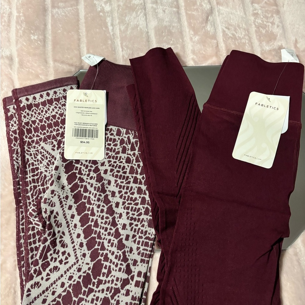 Fabletics Red Leggings with Geometric Pattern
